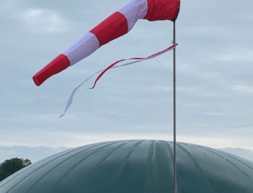 Windrichtungsanzeige – Windsack in der Biogasanlage